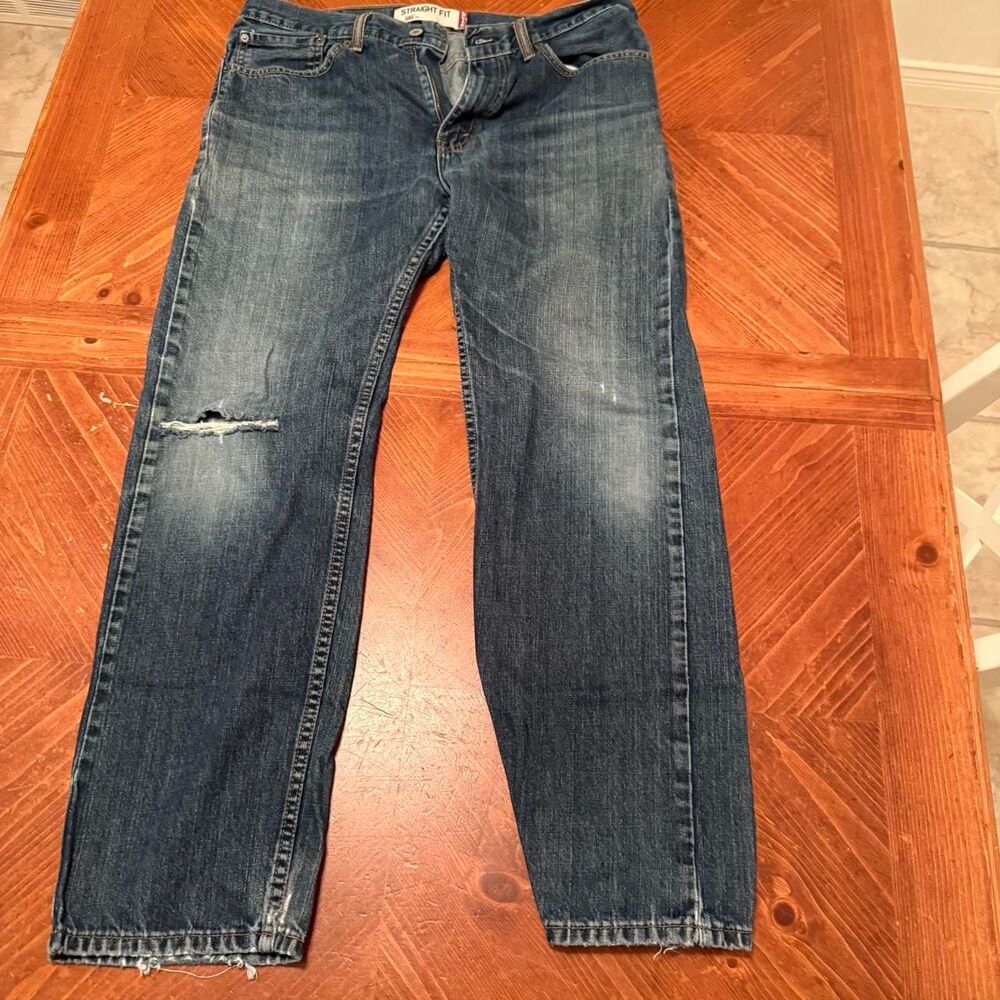 Levi-s Men's Blue and Navy Jeans